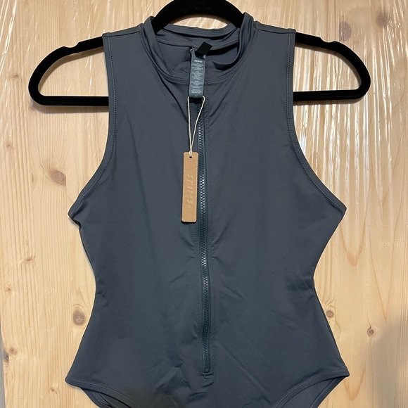 Skims NWT one piece zip up bathing suit - Picture 4 of 9